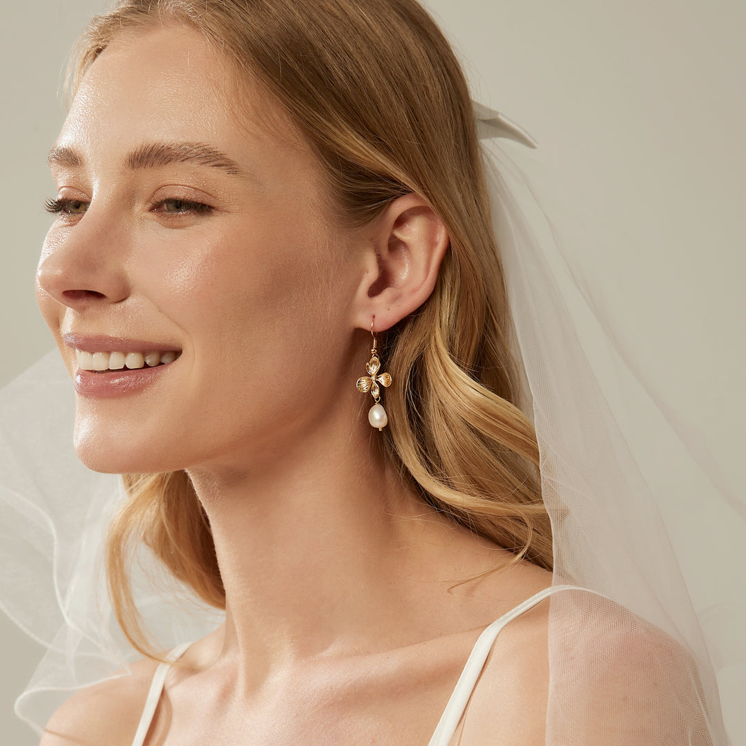 Dainty Floral Pearl Hook Earirngs