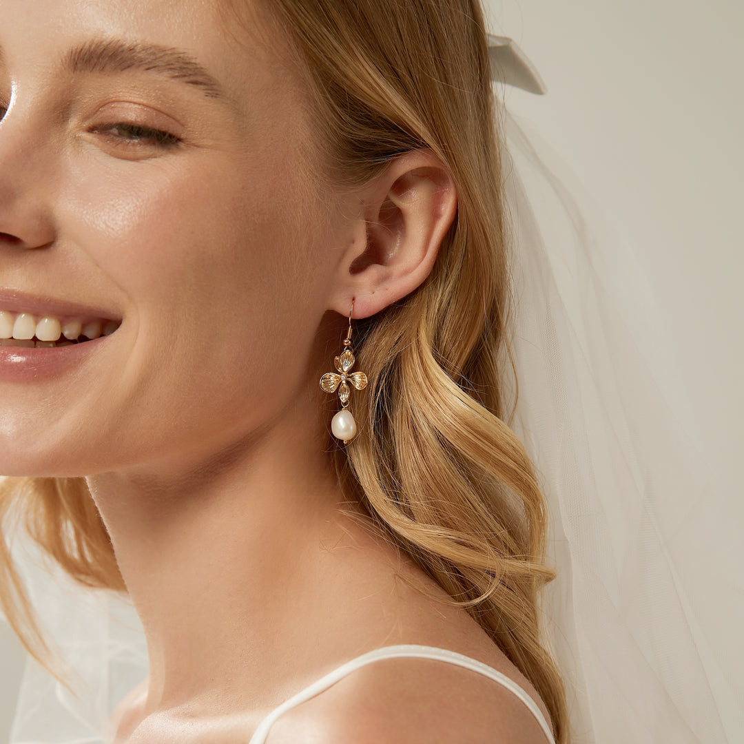 Dainty Floral Pearl Hook Earirngs