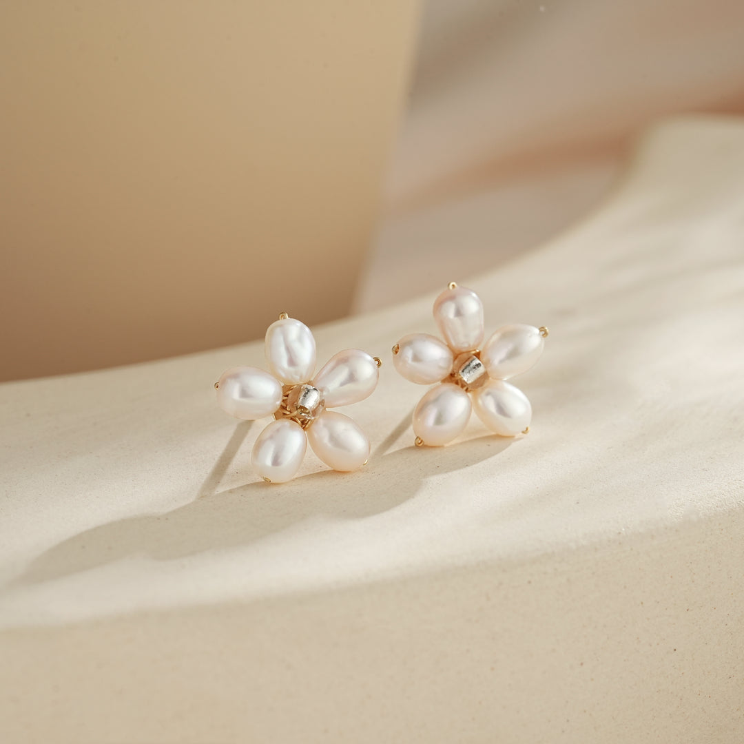 Dainty Flower Pearl Hoop Earrings